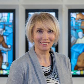 Headshot of Lizzie Gadd