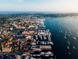 Picture of the Newport, RI harbor